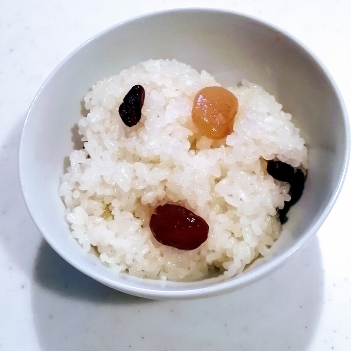 炊飯器で簡単 甘納豆の甘い豆ごはん 赤飯にも レシピ 作り方 By さとぶママ 楽天レシピ 炊飯器で簡単 甘納豆の甘い豆ごはん 赤飯にも レシピ 作り方 By さとぶママ 楽天レシピ